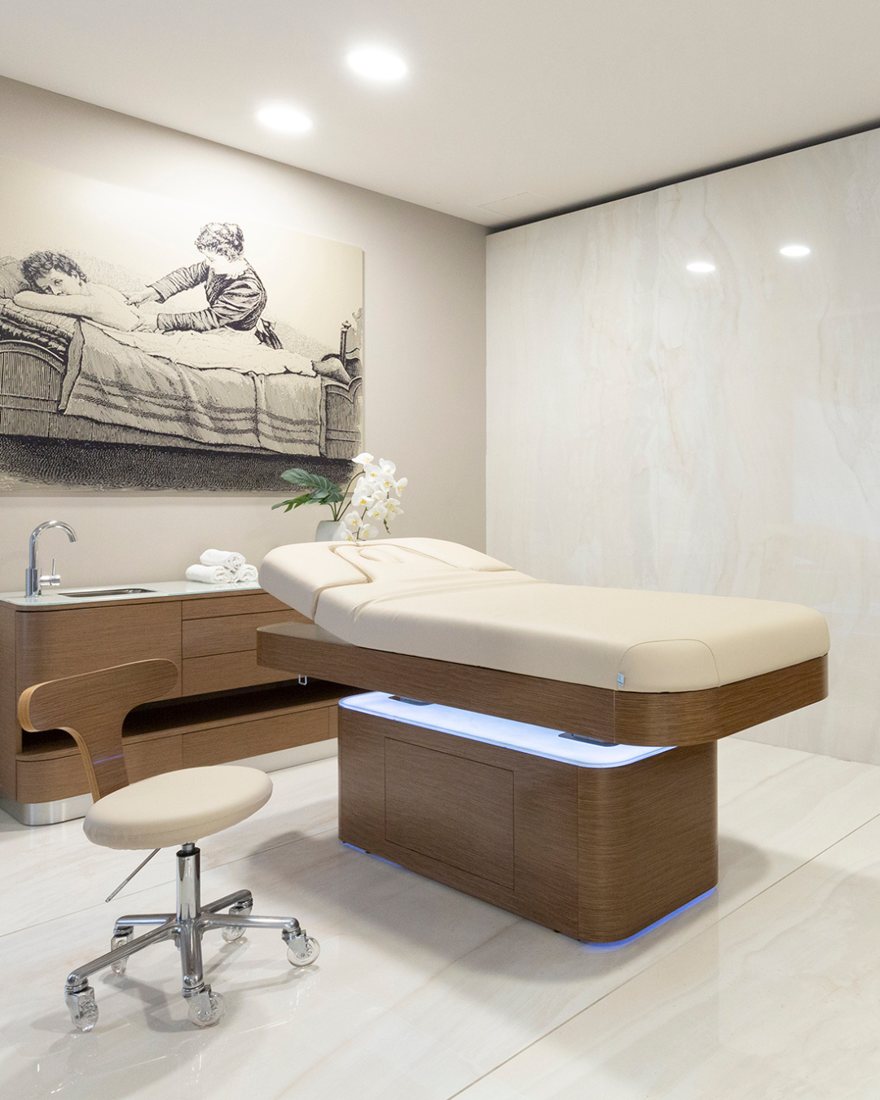 Lettino Nilo Spa Design in una cabina trattamento